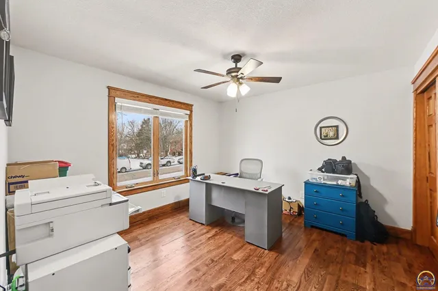 $390,000 | 7412 Southwest Fountaindale Road, Topeka, KS 66614