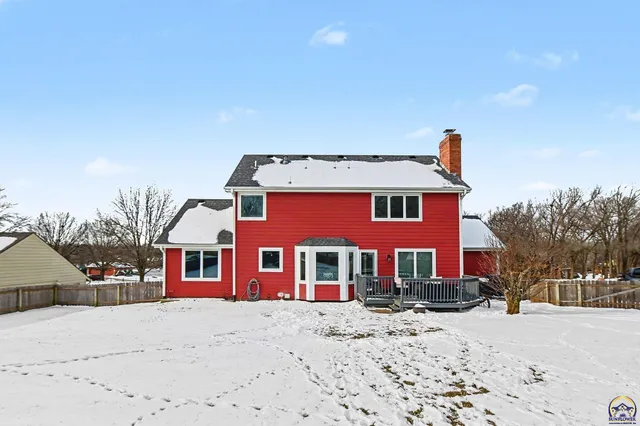 $390,000 | 7412 Southwest Fountaindale Road, Topeka, KS 66614