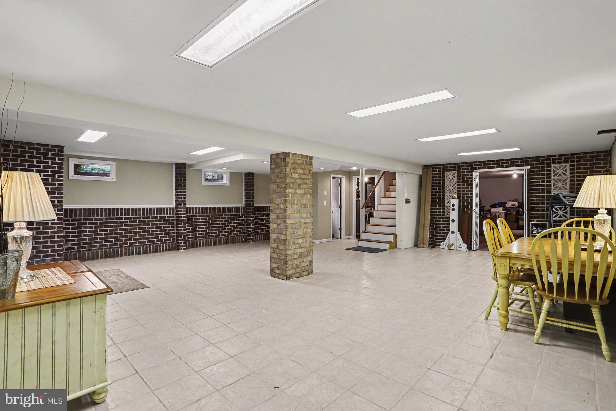 2226 Harney Road Littlestown, PA 17340 - Photo 24 of 40 a view of a room with gym equipment