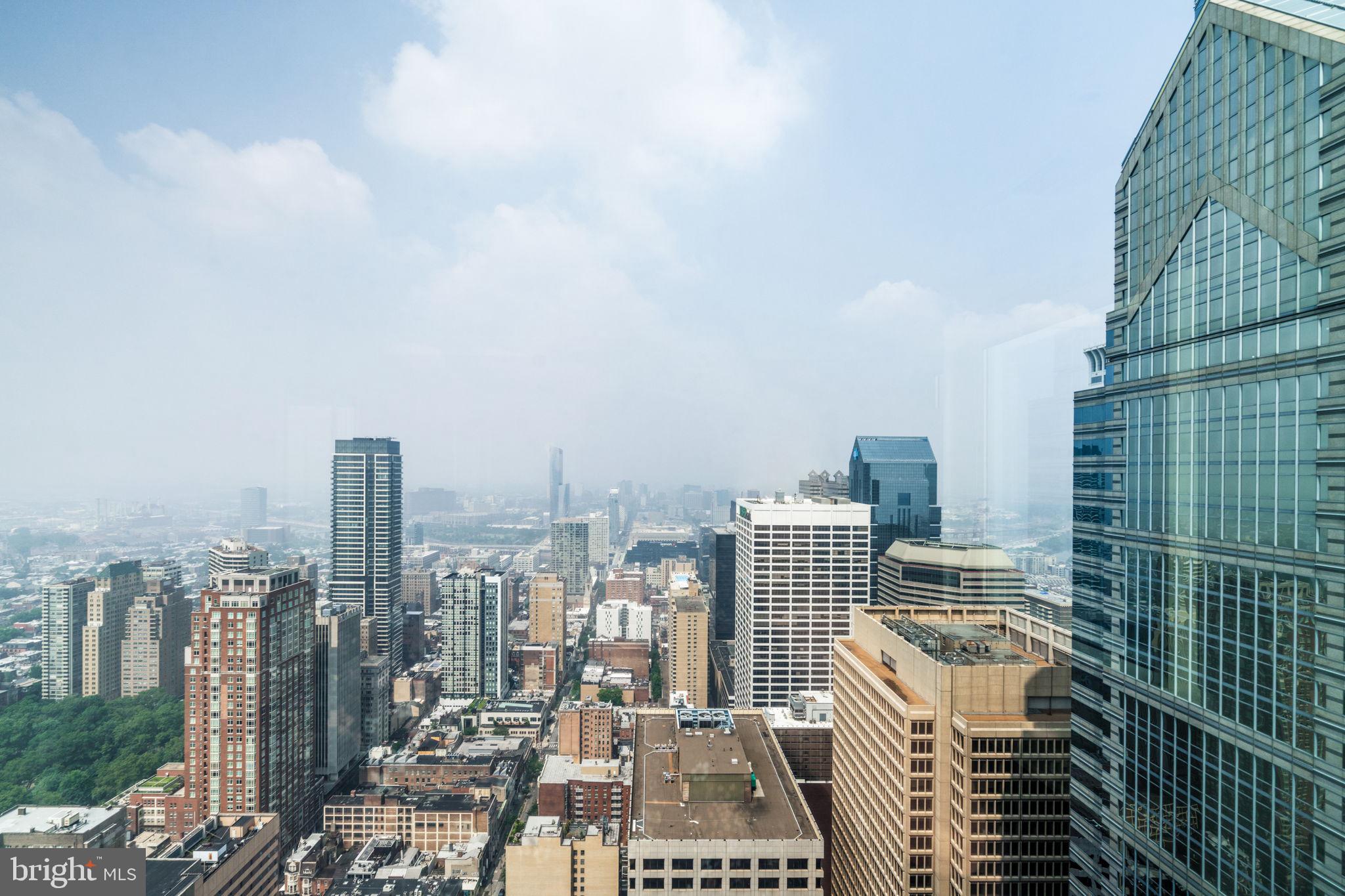 50 South 16th Street, Unit 4304 Philadelphia, PA 19103 - Photo 20 of 43 a view of city
