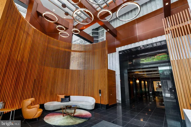 $4,200 | 50 South 16th Street, Unit 4304, Philadelphia, PA 19103