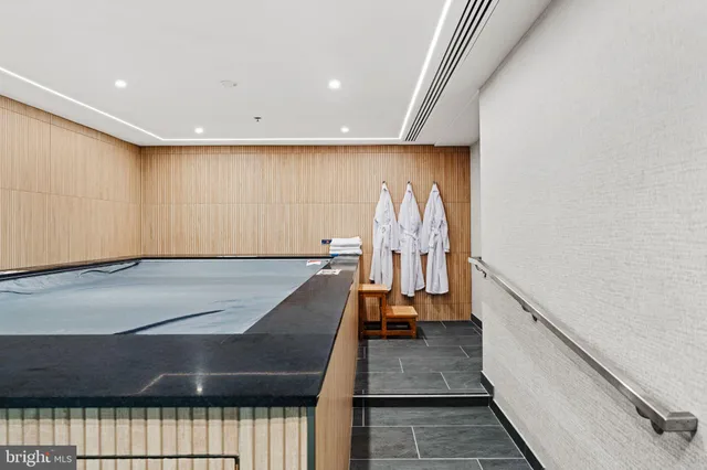 $4,200 | 50 South 16th Street, Unit 4304, Philadelphia, PA 19103