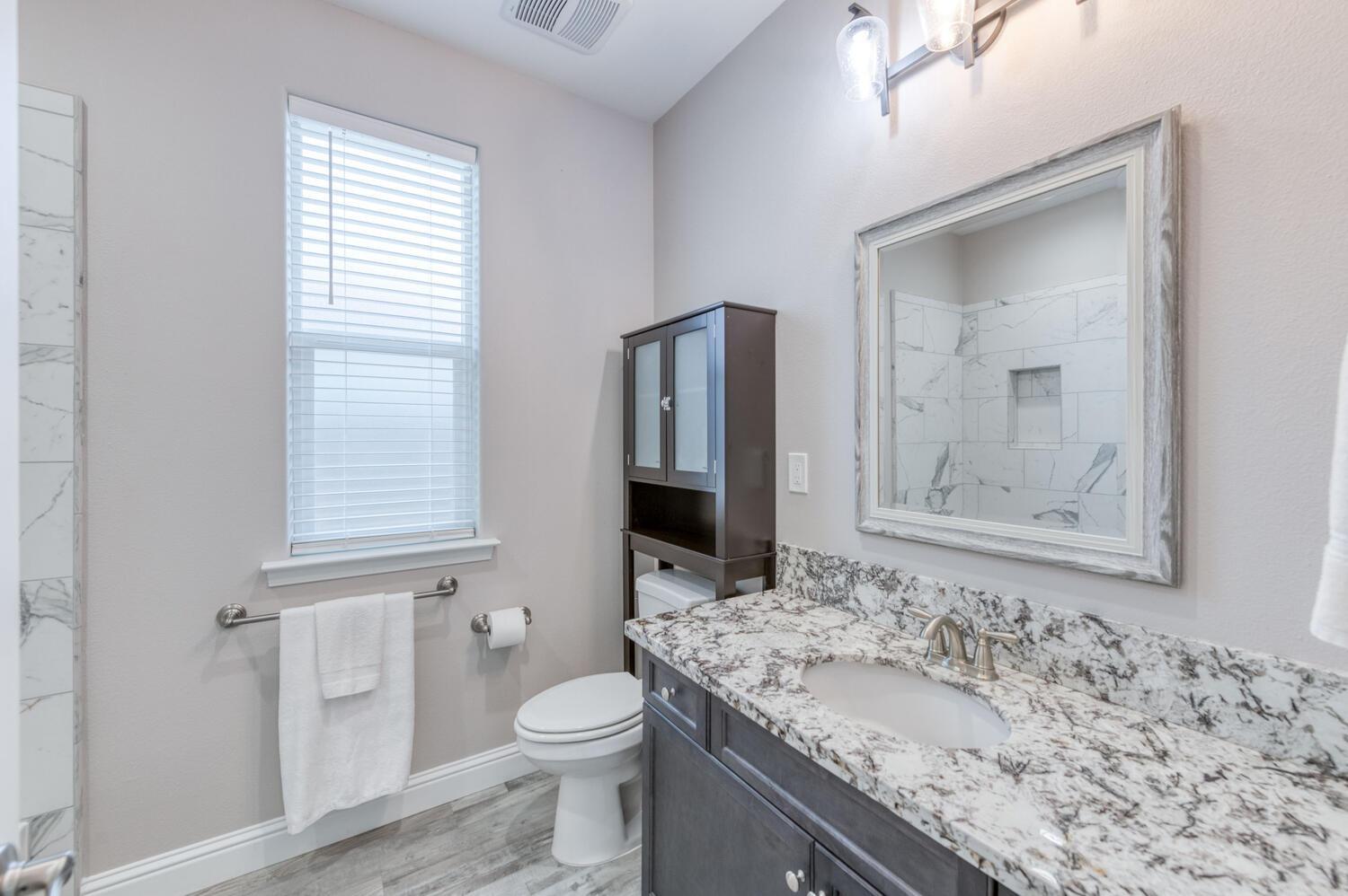 678 Alpine Way Madera, CA 93636 - Photo 14 of 37 Gallery Image 14