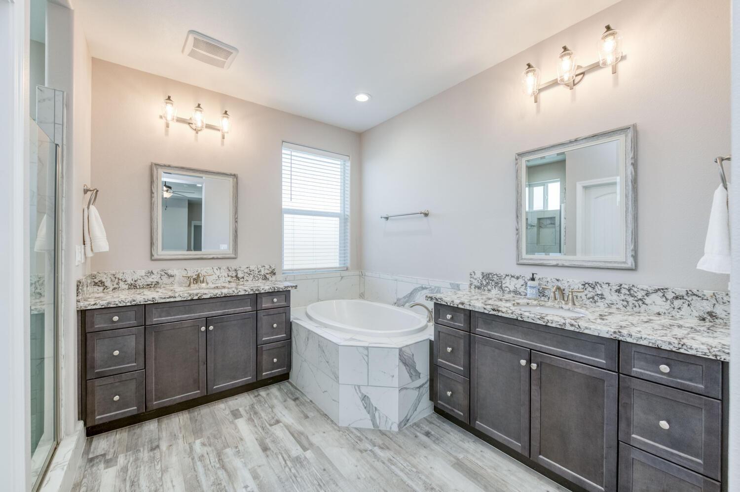 678 Alpine Way Madera, CA 93636 - Photo 20 of 37 Gallery Image 20