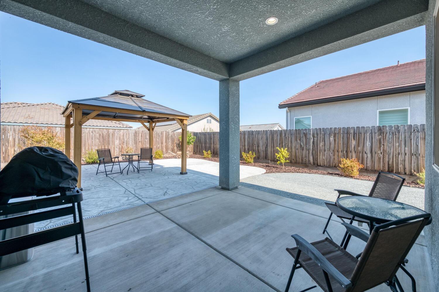 678 Alpine Way Madera, CA 93636 - Photo 23 of 37 Gallery Image 23
