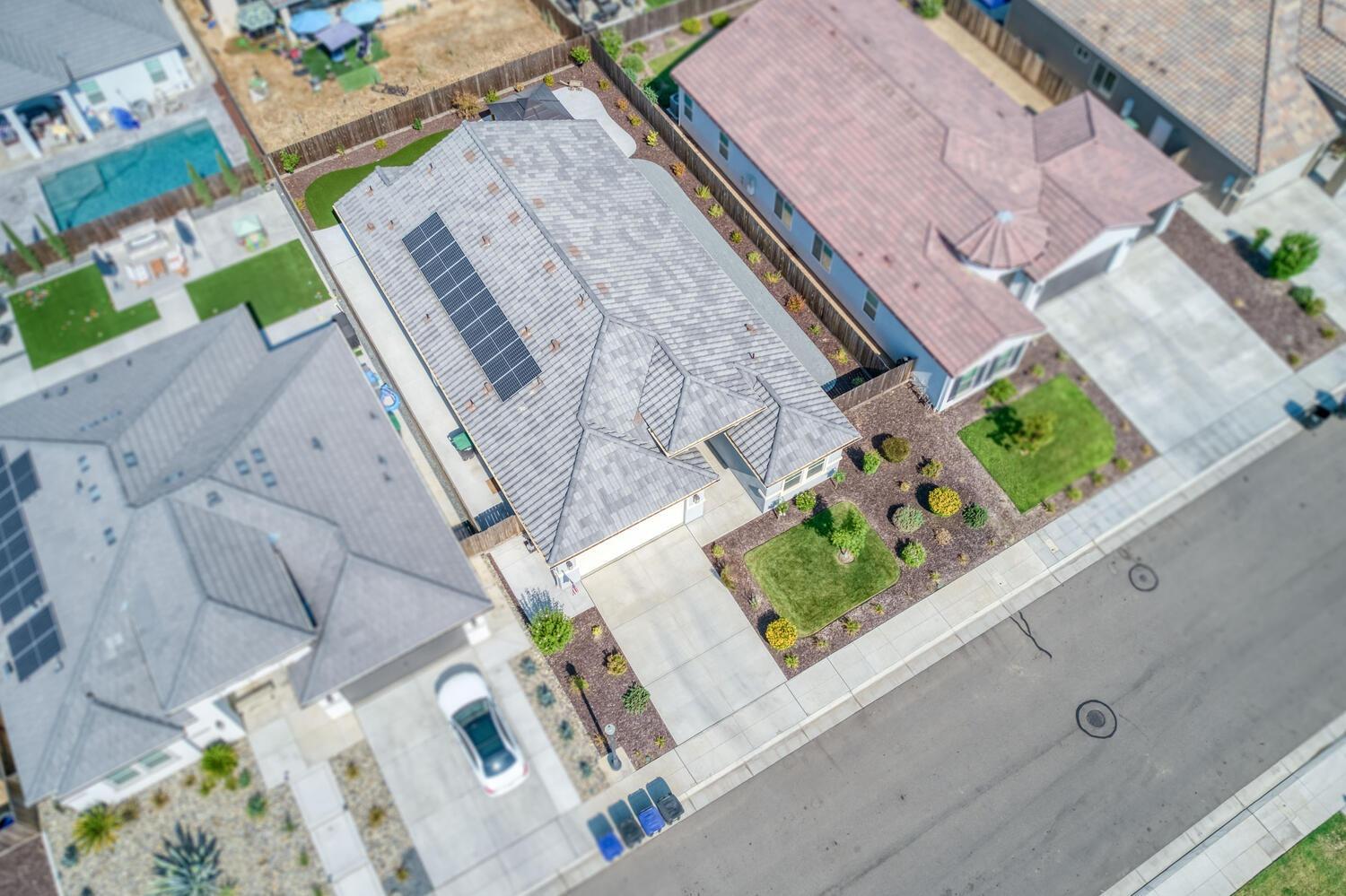 678 Alpine Way Madera, CA 93636 - Photo 27 of 37 Gallery Image 27