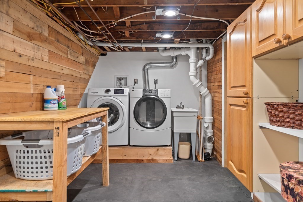 29 Karen Road Wakefield, MA 01880 - Photo 35 of 42 a utility room with dryer and washer