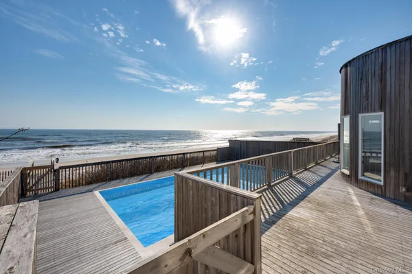 $125,000 | 40 Dune Road, Hampton Bays, NY 11959