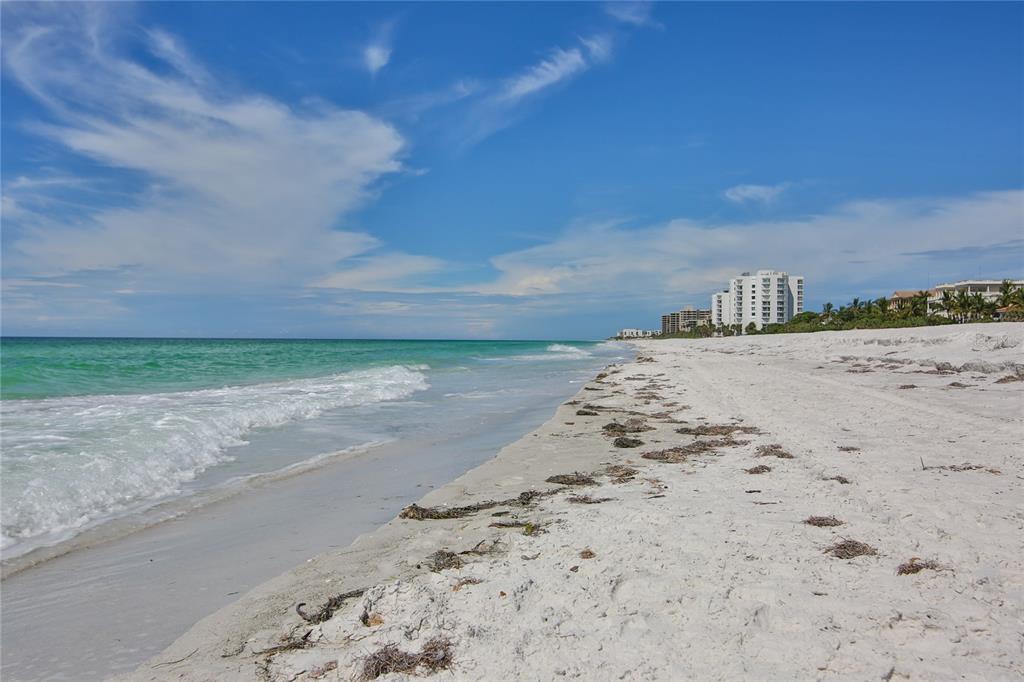 775 Longboat Club Road, Unit 904 Longboat Key, FL 34228 - Photo 30 of 35