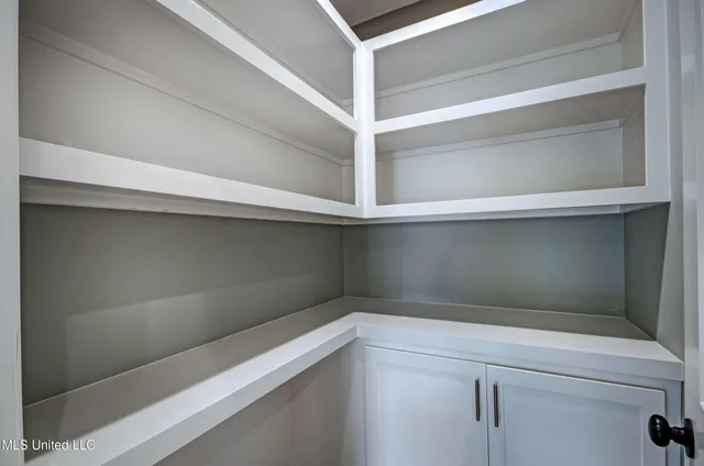 $359,900 | 109 Southern Oak Way, Unit LOT 55, Canton, MS 39046