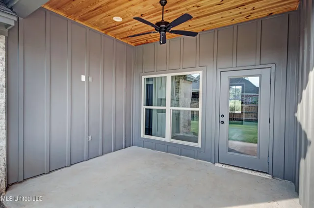 $359,900 | 109 Southern Oak Way, Unit LOT 55, Canton, MS 39046