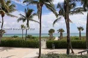 $2,750 | 5005 Collins Avenue, Unit 1422, Miami Beach, FL 33140