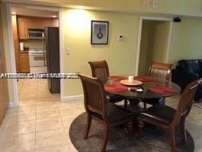 5005 Collins Avenue, Unit 1422 Miami Beach, FL 33140 - Photo 2 of 20