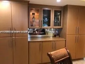 $2,750 | 5005 Collins Avenue, Unit 1422, Miami Beach, FL 33140