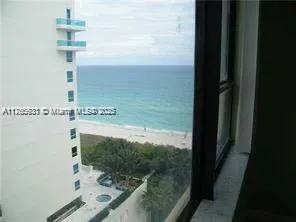 $2,750 | 5005 Collins Avenue, Unit 1422, Miami Beach, FL 33140