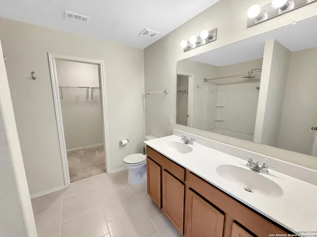 $1,800 | 122 Texas Lantana, New Braunfels, TX 78130