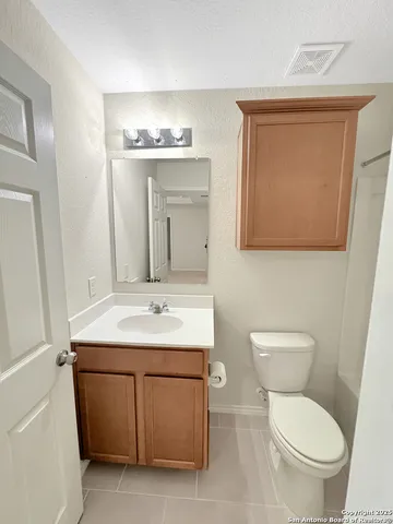 $1,800 | 122 Texas Lantana, New Braunfels, TX 78130