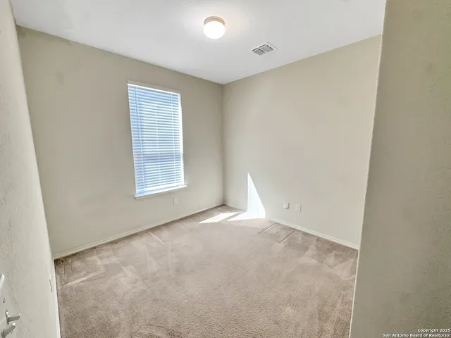 $1,800 | 122 Texas Lantana, New Braunfels, TX 78130