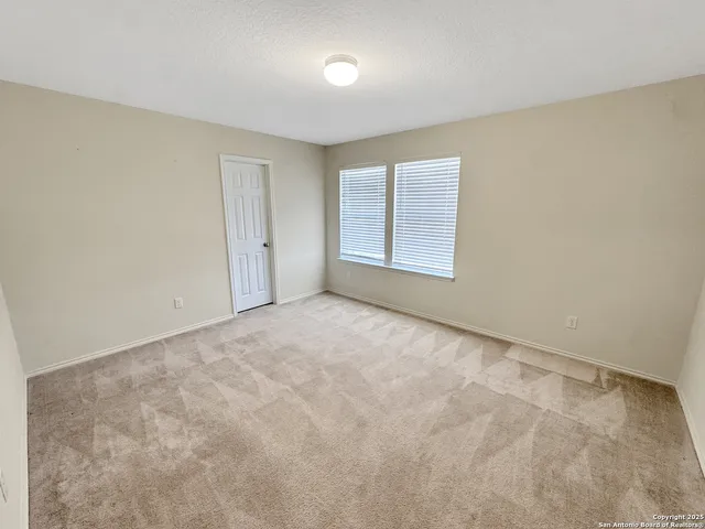 $1,800 | 122 Texas Lantana, New Braunfels, TX 78130