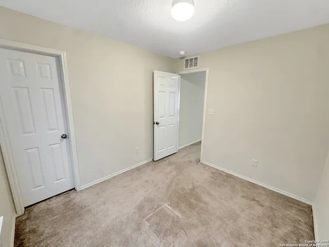 $1,800 | 122 Texas Lantana, New Braunfels, TX 78130