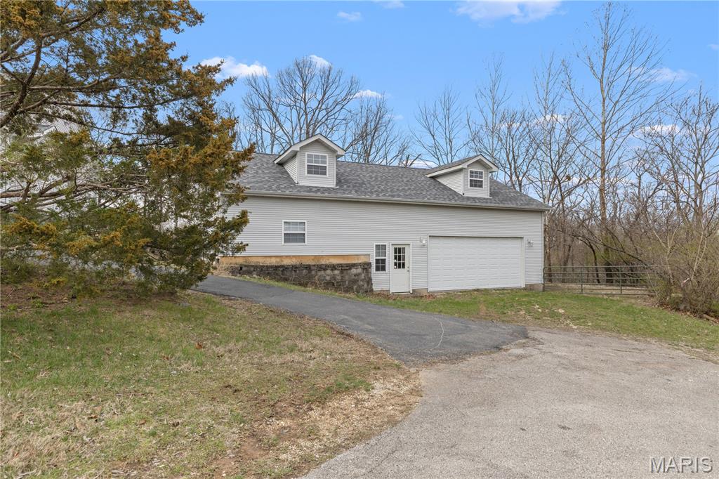 4118 Harbor High Ridge, MO 63049 - Photo 3 of 63