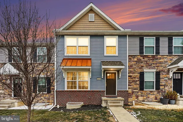 $2,100 | 4235 Wild Orchid Lane, Enola, PA 17025