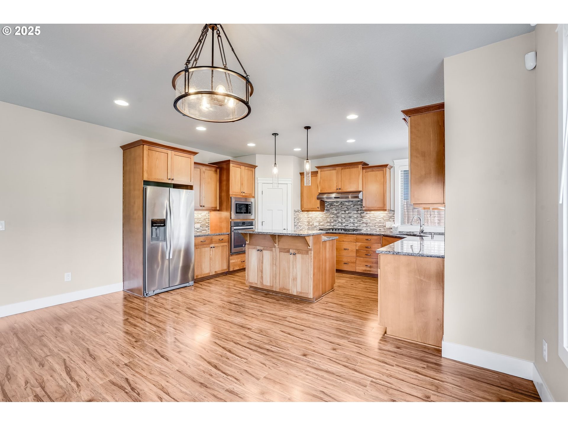 750 North 47th Avenue Ridgefield, WA 98642 - Photo 11 of 39 Kitchen/Dining Room
