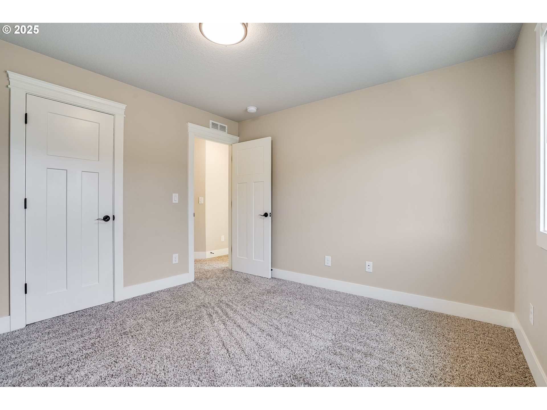 750 North 47th Avenue Ridgefield, WA 98642 - Photo 27 of 39 Bedroom