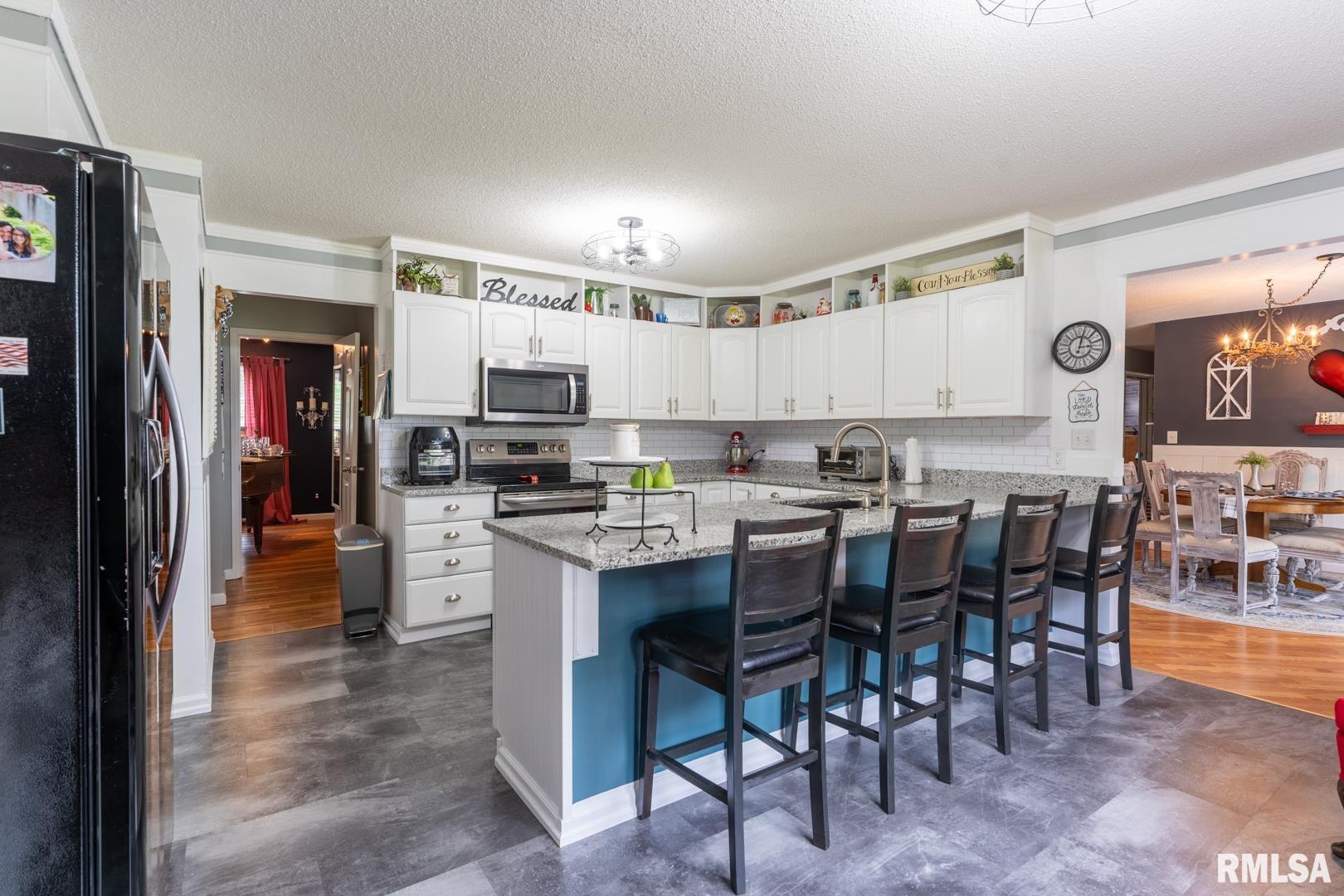 1906 Calico Road Marion, IL 62959 - Photo 14 of 50