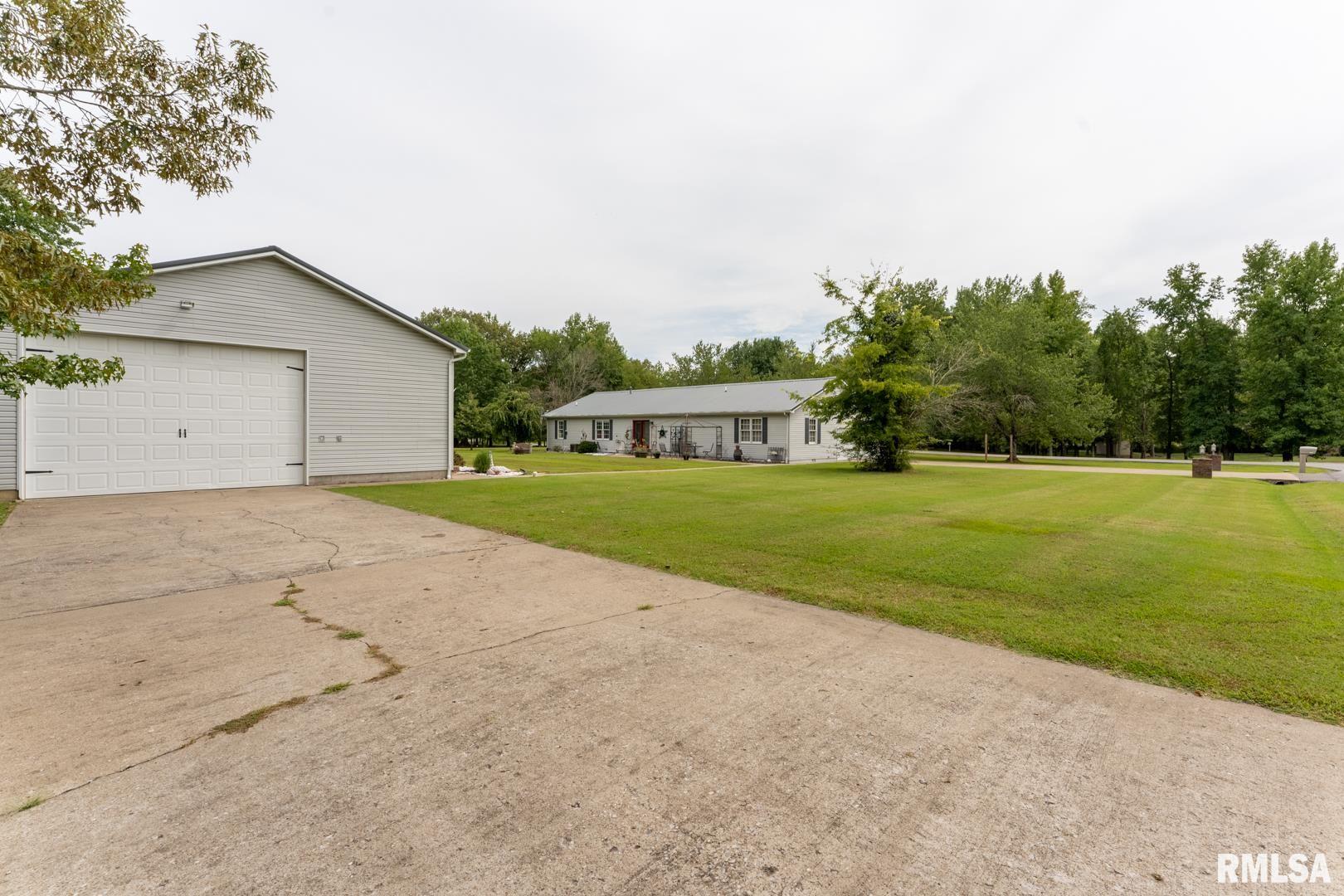 1906 Calico Road Marion, IL 62959 - Photo 42 of 50