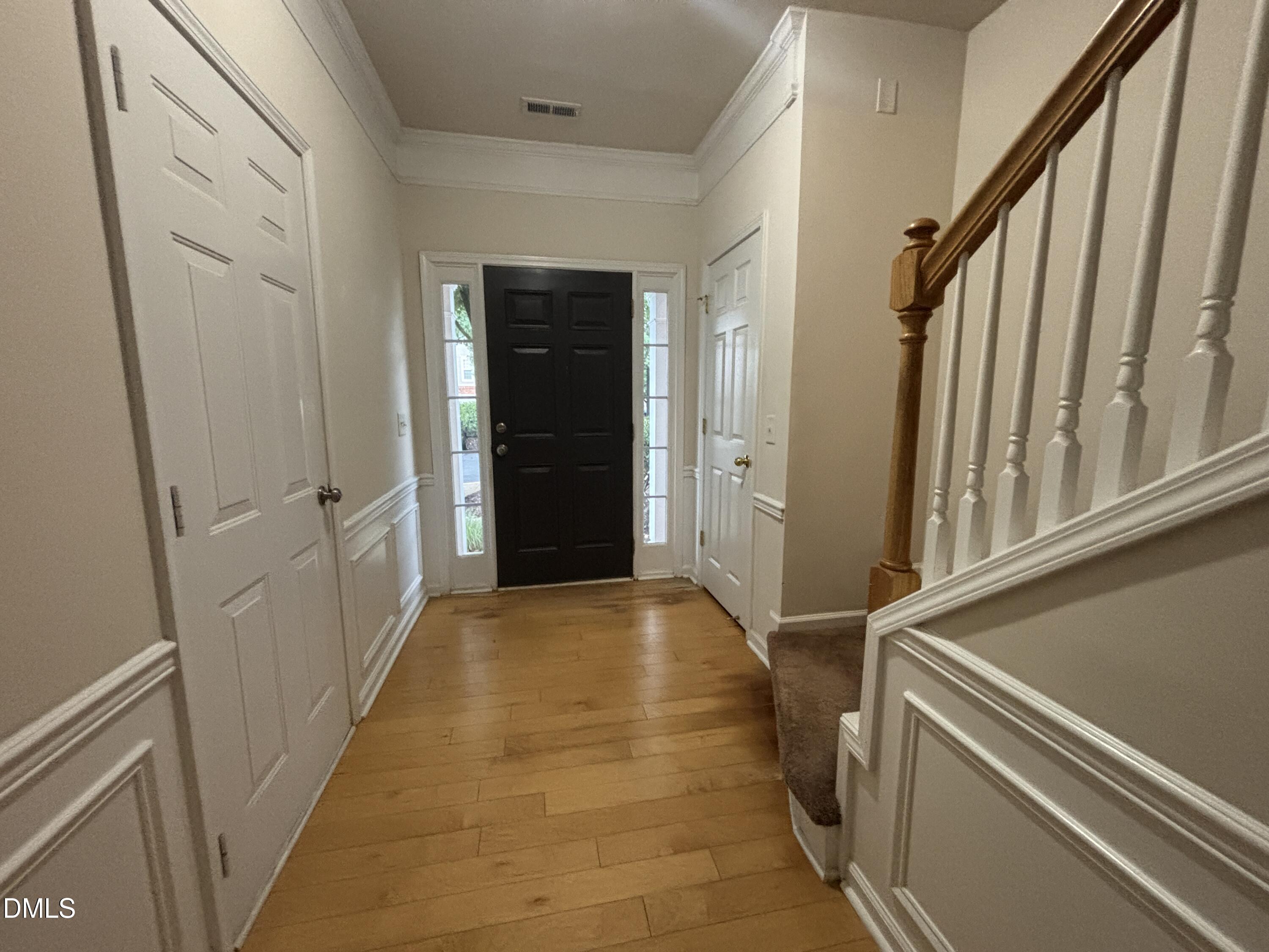 7252 Corvette Court Raleigh, NC 27613 - Photo 14 of 62 20260623_173858981_iOS