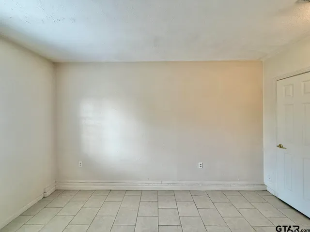 $1,350 | 4014 Appletree Lane, Tyler, TX 75701