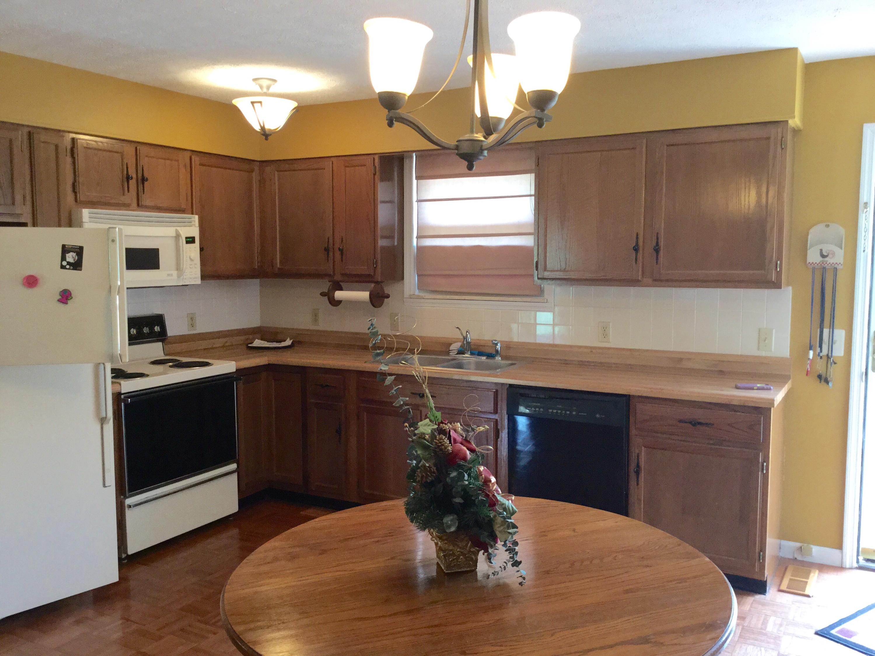 1006 Blue Top Road Tazewell, TN 37879 - Photo 12 of 30 image
