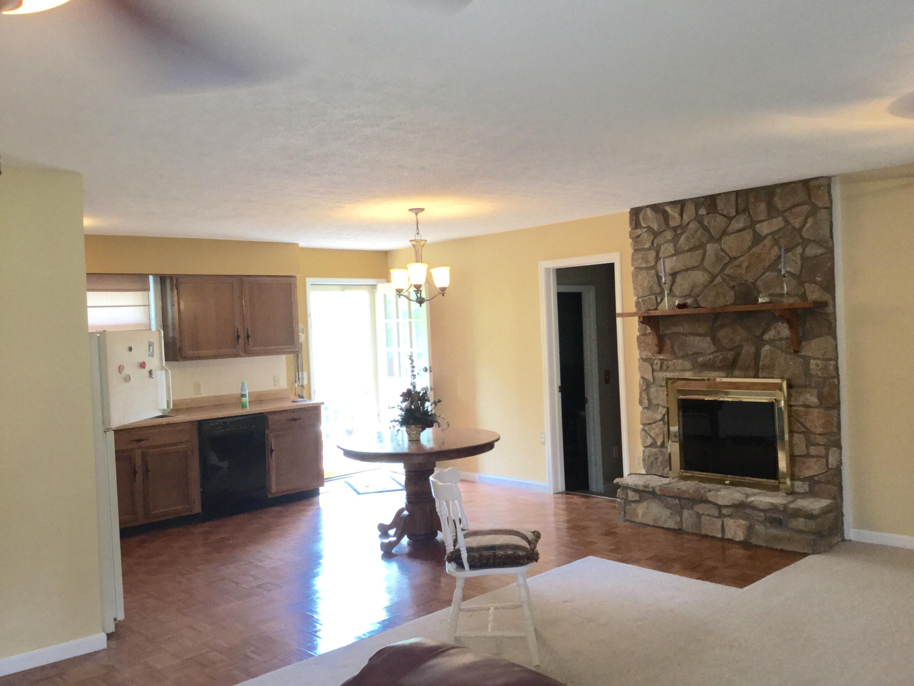 1006 Blue Top Road Tazewell, TN 37879 - Photo 14 of 30 image