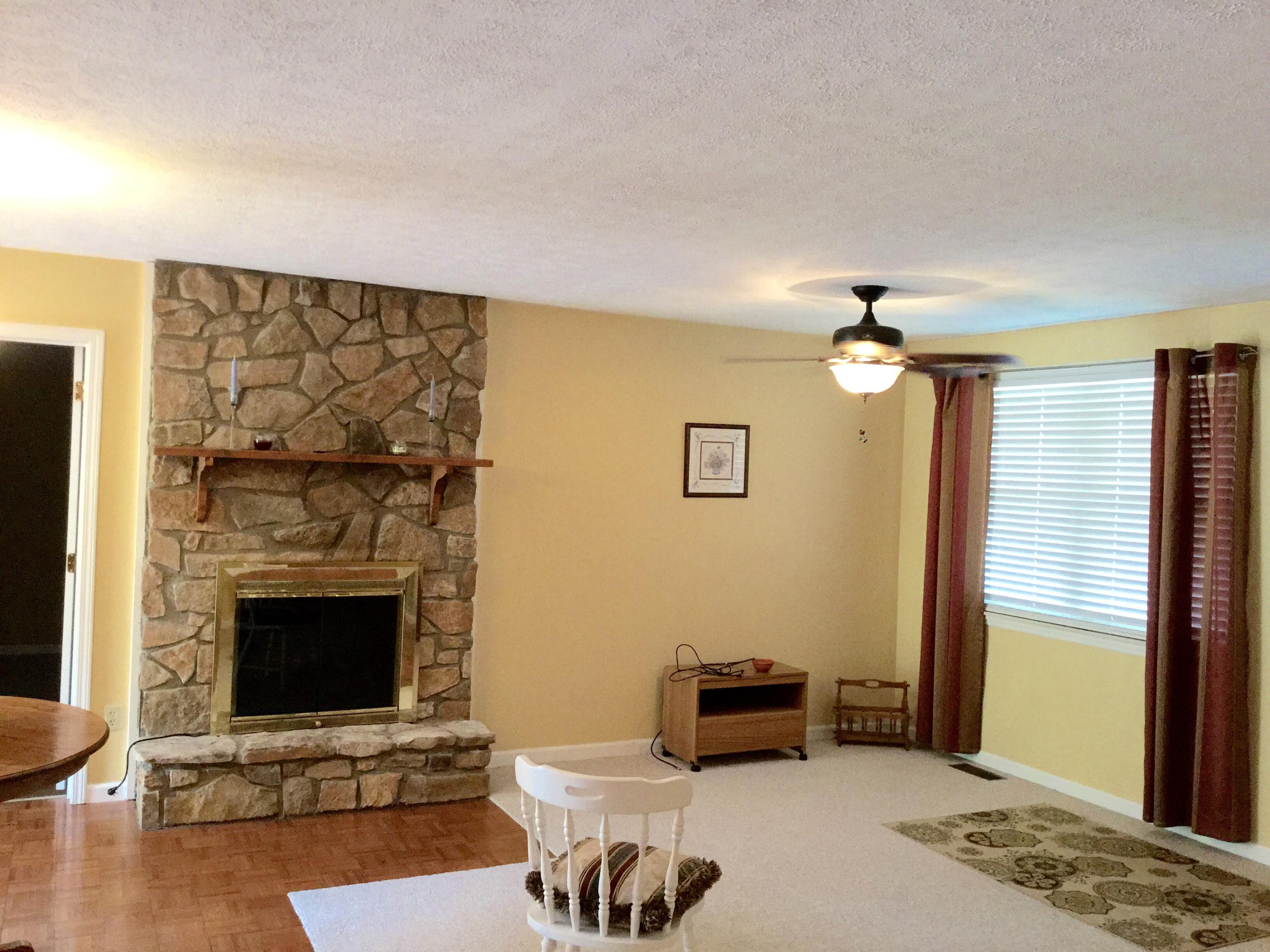 1006 Blue Top Road Tazewell, TN 37879 - Photo 15 of 30 image