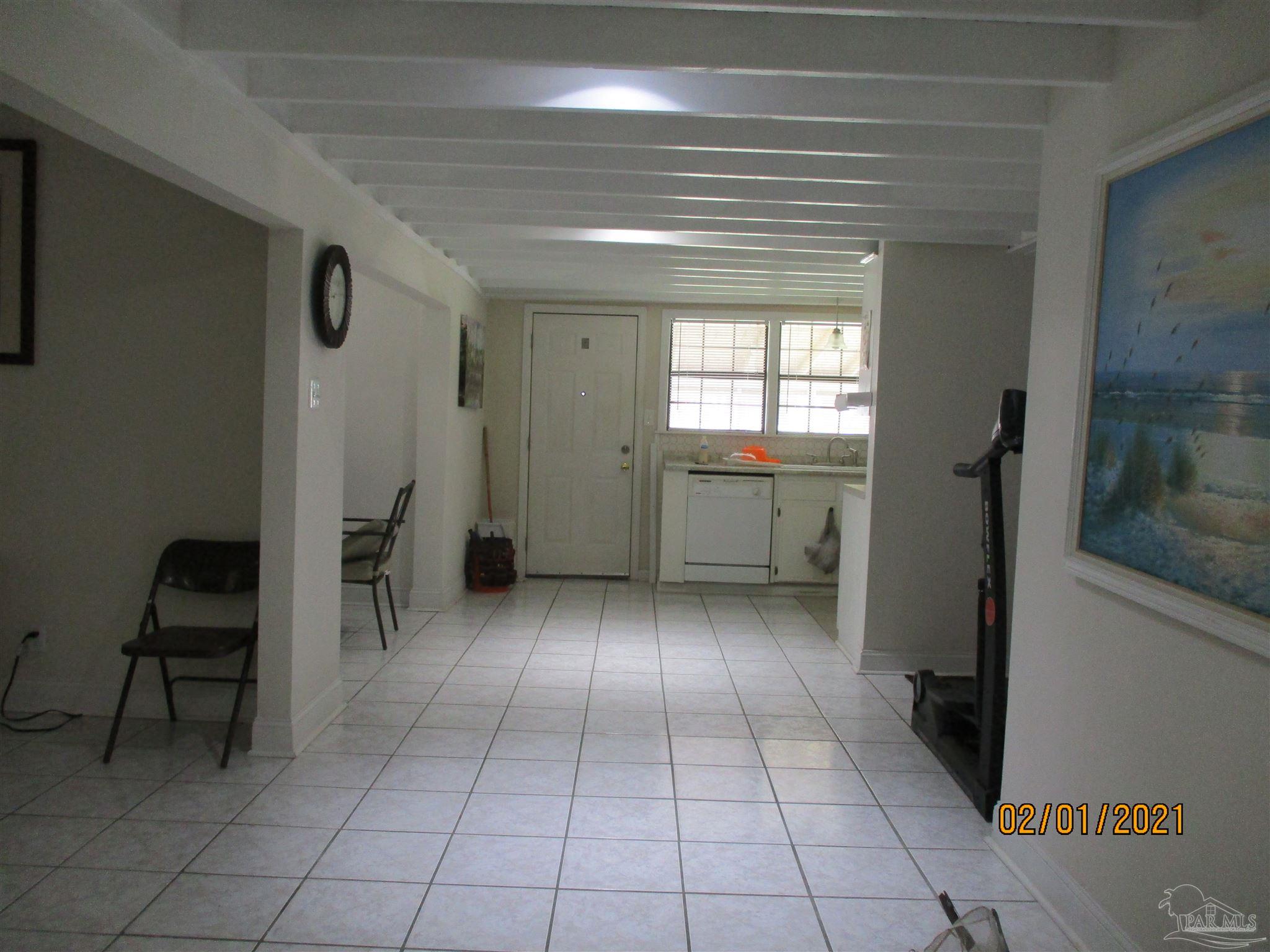 112 Milton Road Pensacola, FL 32507 - Photo 3 of 19