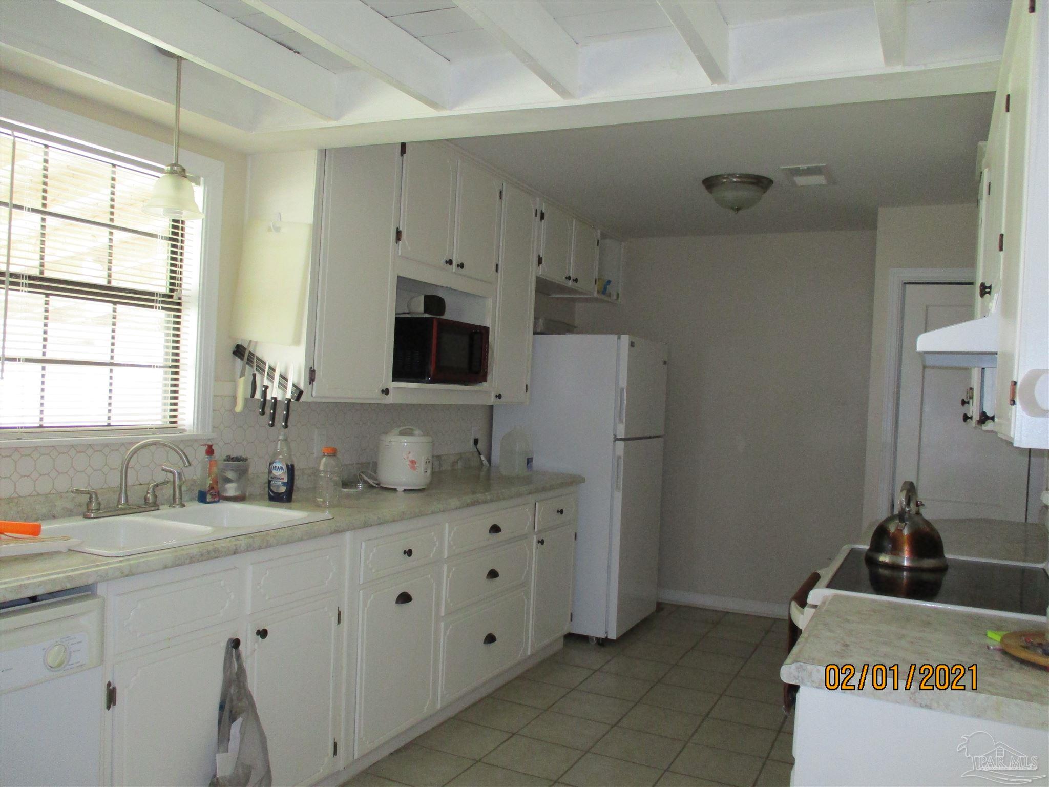 112 Milton Road Pensacola, FL 32507 - Photo 7 of 19