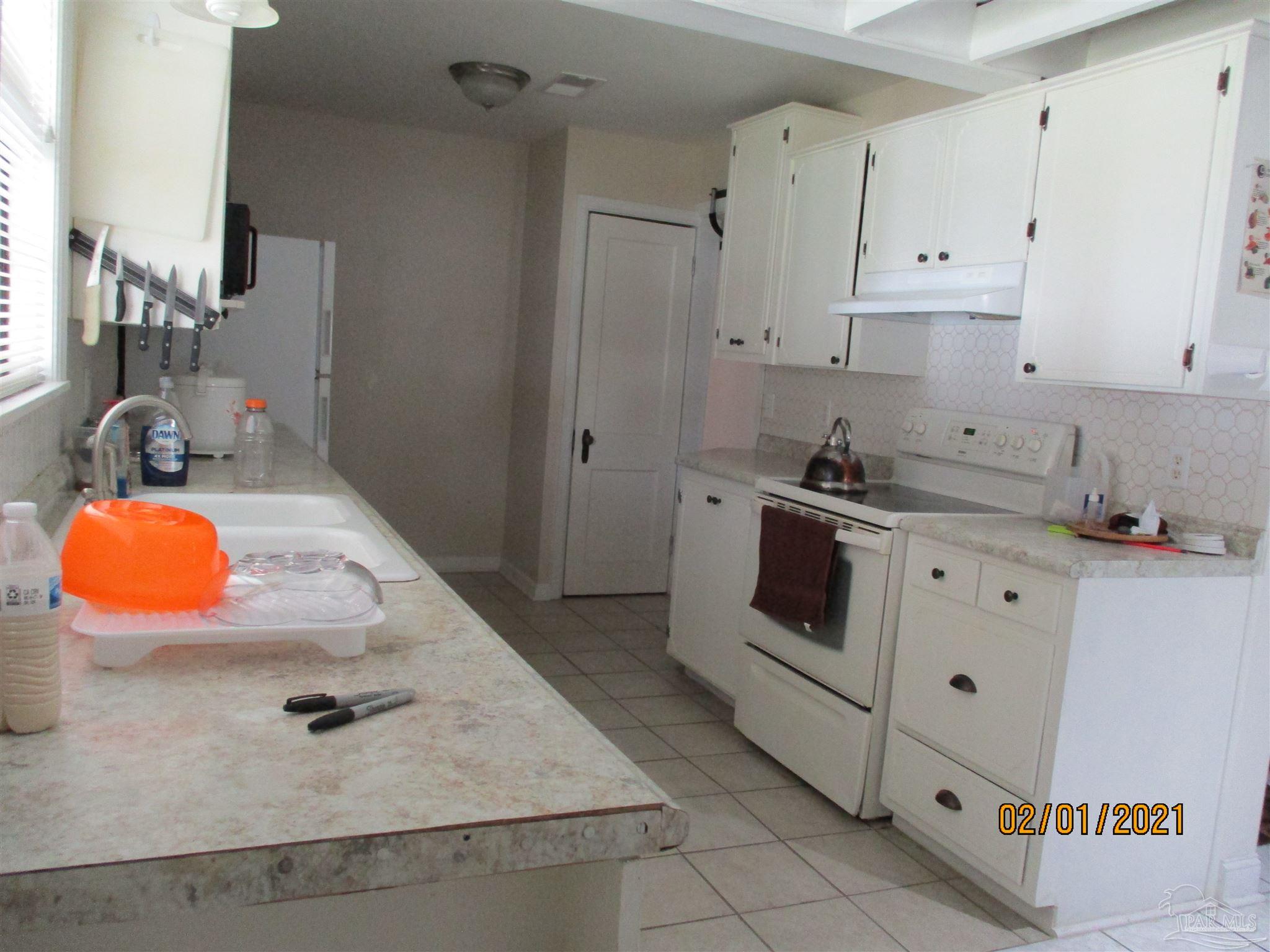 112 Milton Road Pensacola, FL 32507 - Photo 8 of 19