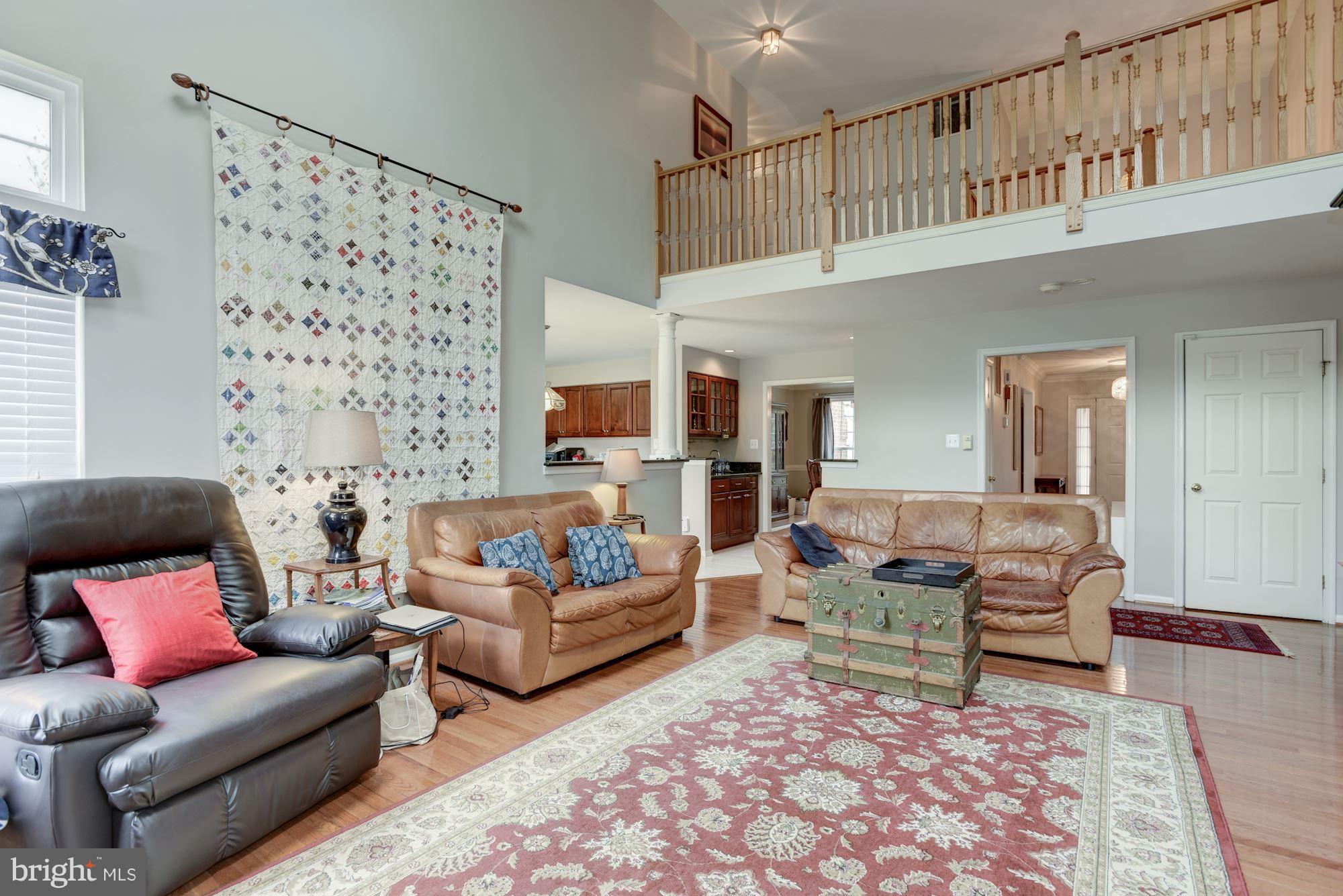 2201 Milburn Lane Reston, VA 20191 - Photo 11 of 30 Family Room