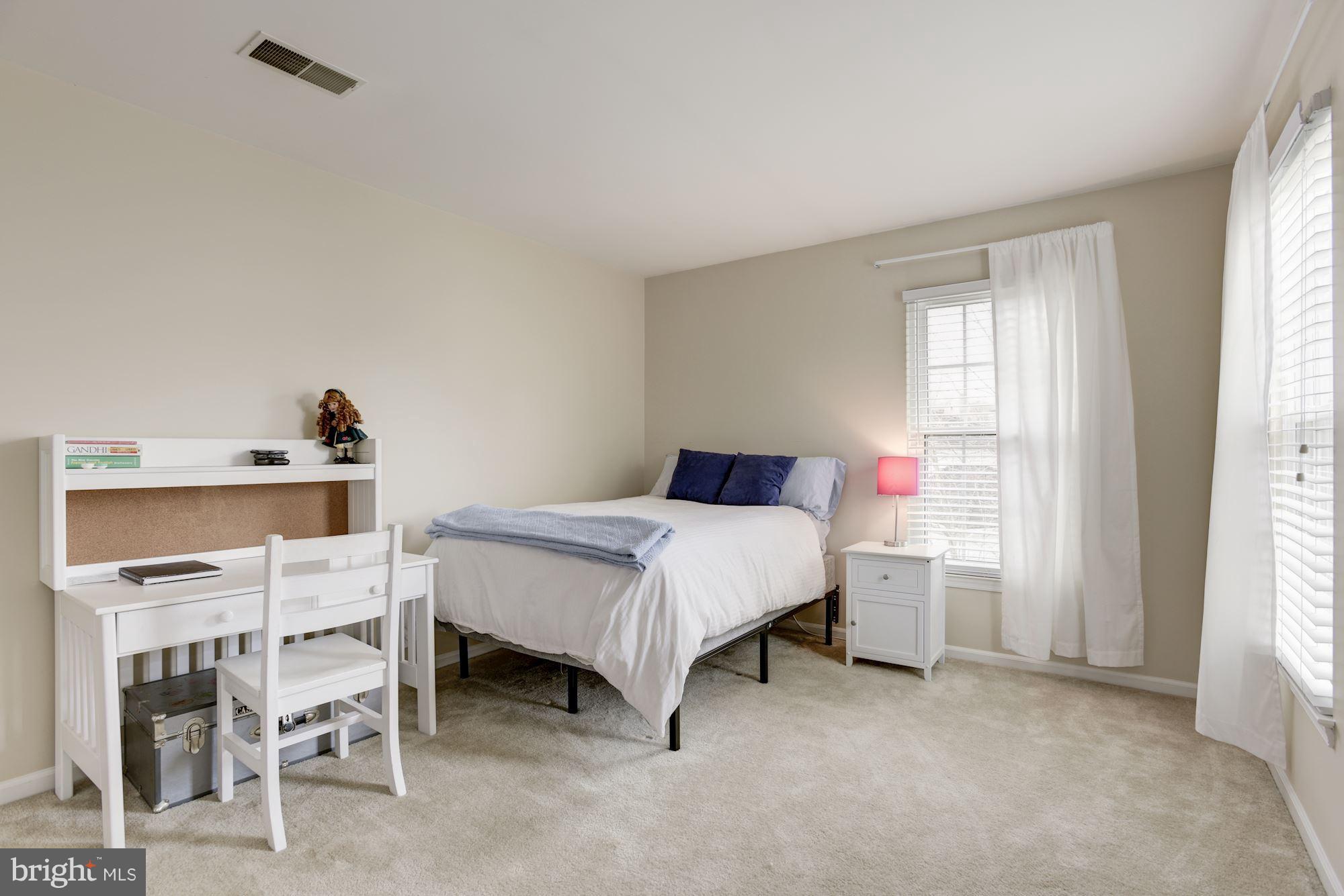 2201 Milburn Lane Reston, VA 20191 - Photo 22 of 30 Bedroom