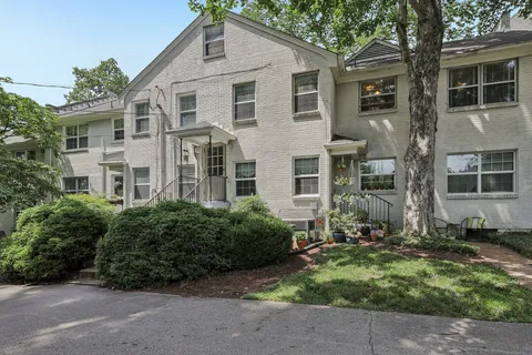 $268,900 | 434 Bowling Avenue, Nashville, TN 37205