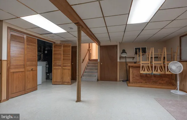 a view of a storage & utility room
