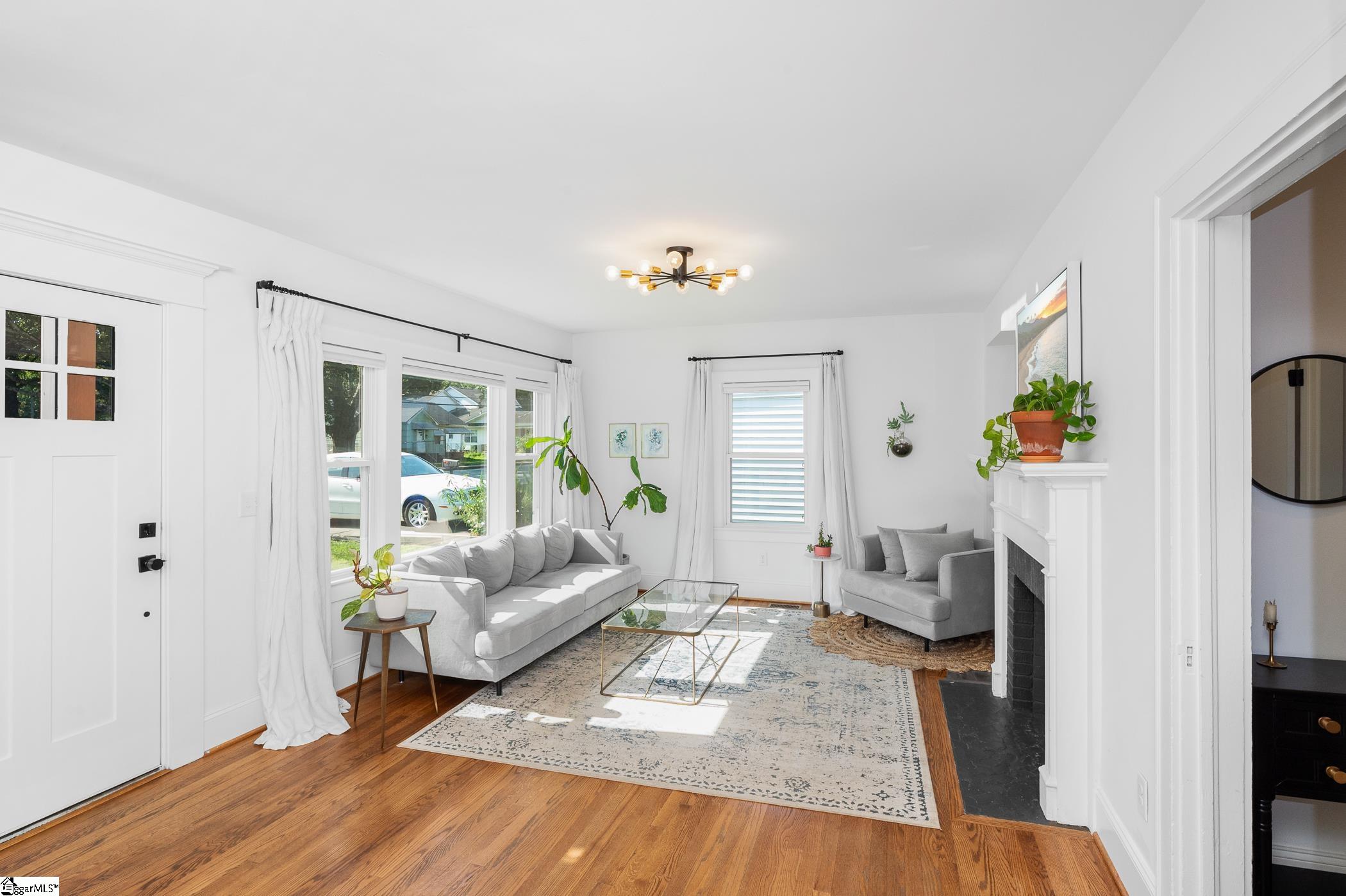 108 Parkins Mill Road Greenville, SC 29607 - Photo 2 of 38