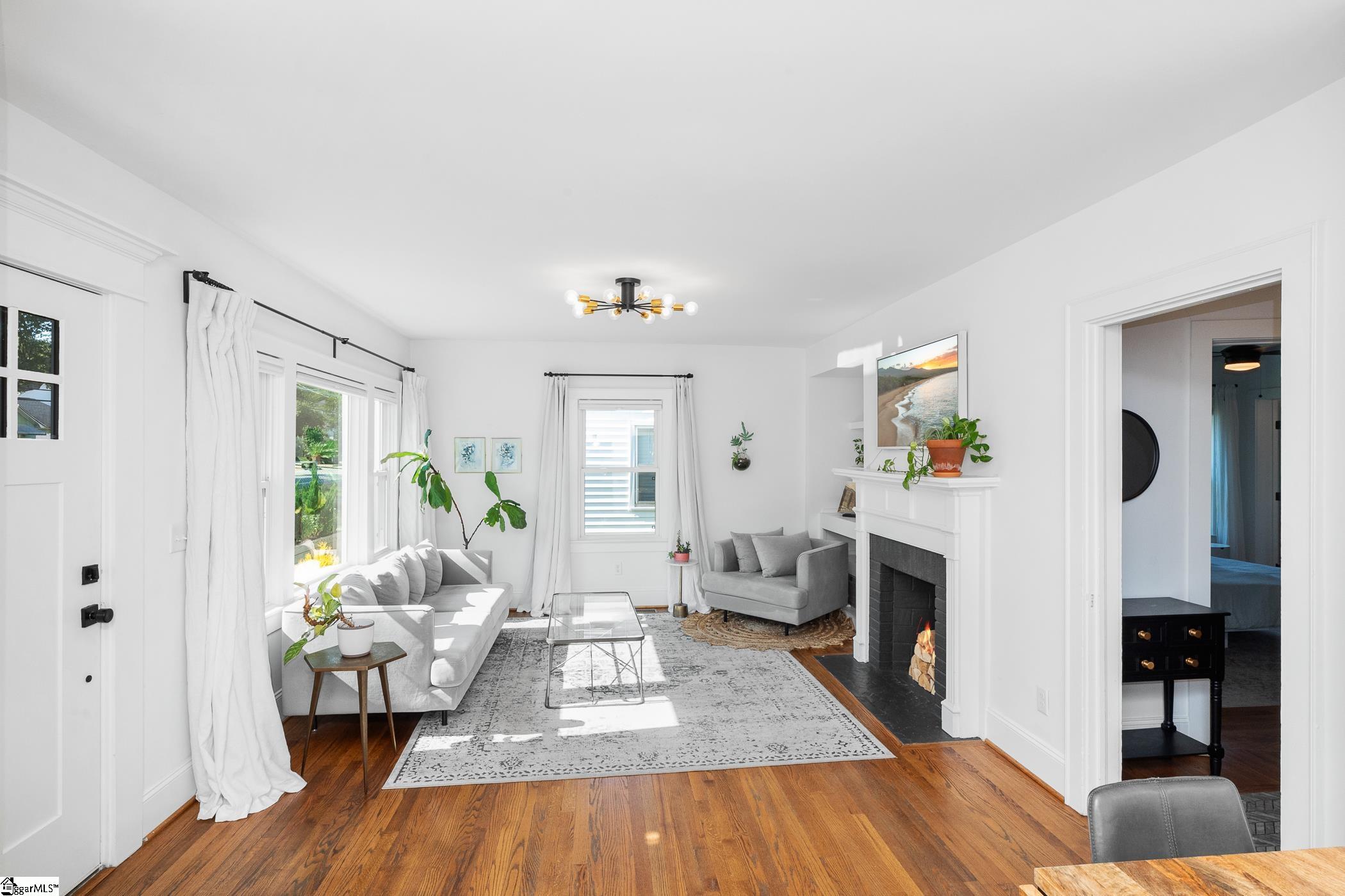 108 Parkins Mill Road Greenville, SC 29607 - Photo 3 of 38