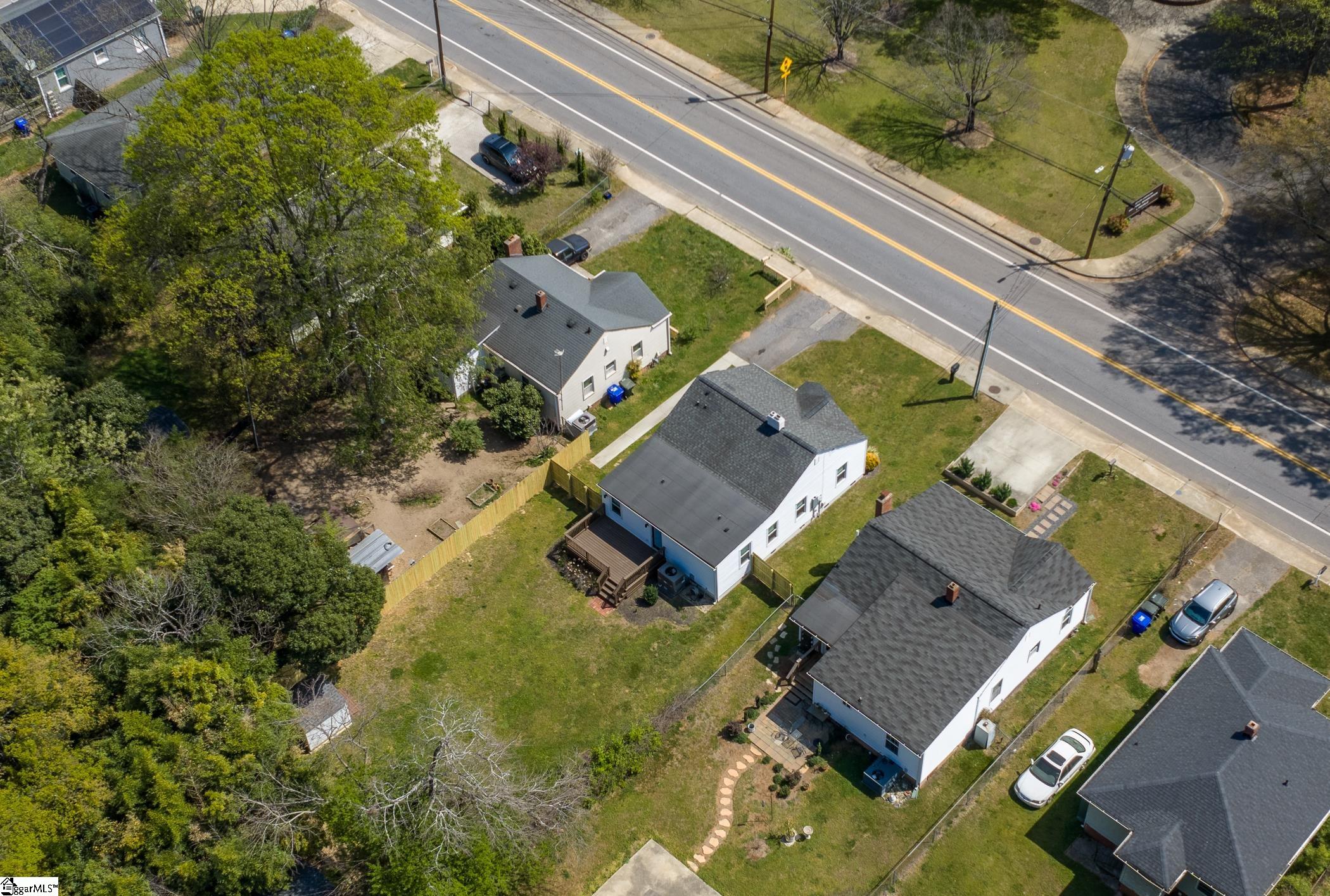 108 Parkins Mill Road Greenville, SC 29607 - Photo 32 of 38