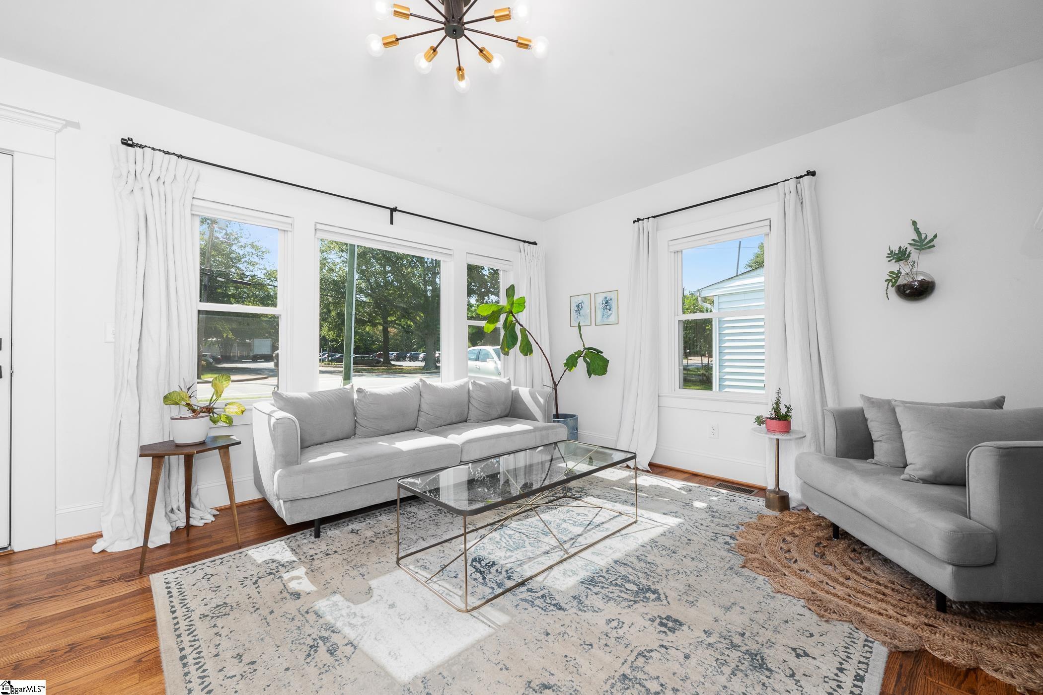 108 Parkins Mill Road Greenville, SC 29607 - Photo 4 of 38