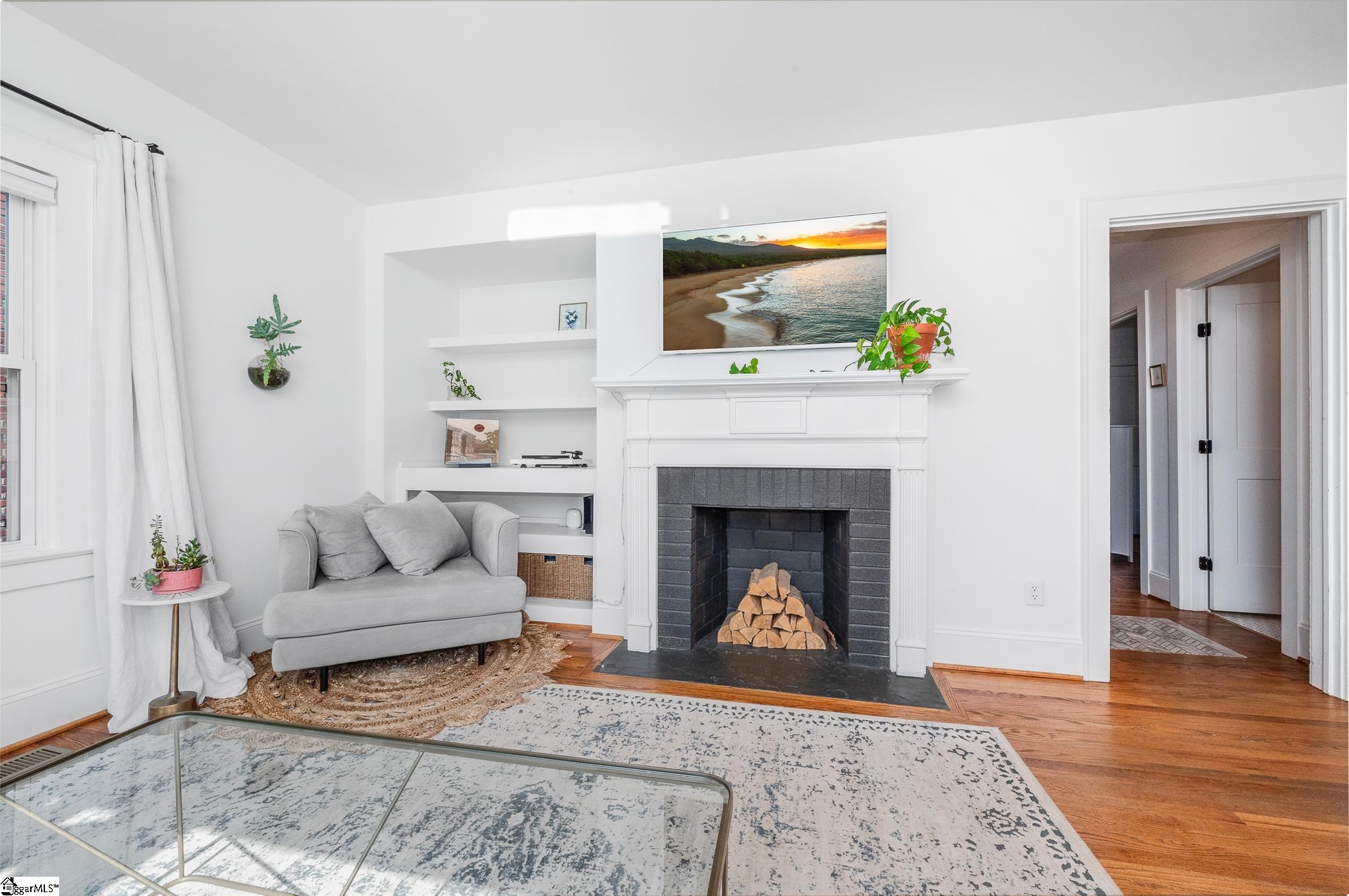 108 Parkins Mill Road Greenville, SC 29607 - Photo 5 of 38