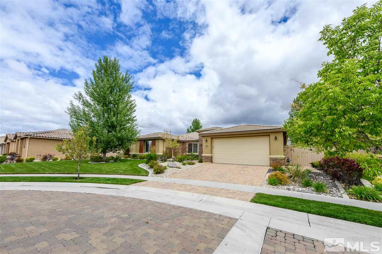 9880 Kerrydale Court Reno, NV 89521 - Photo 20 of 20 a front view of house with yard and green space