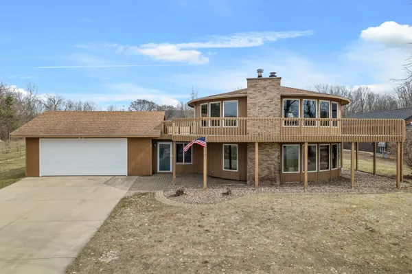 $499,900 | 1149 South River Road, Buffalo City, WI 54622