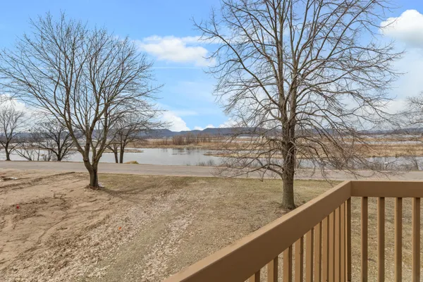 $499,900 | 1149 South River Road, Buffalo City, WI 54622